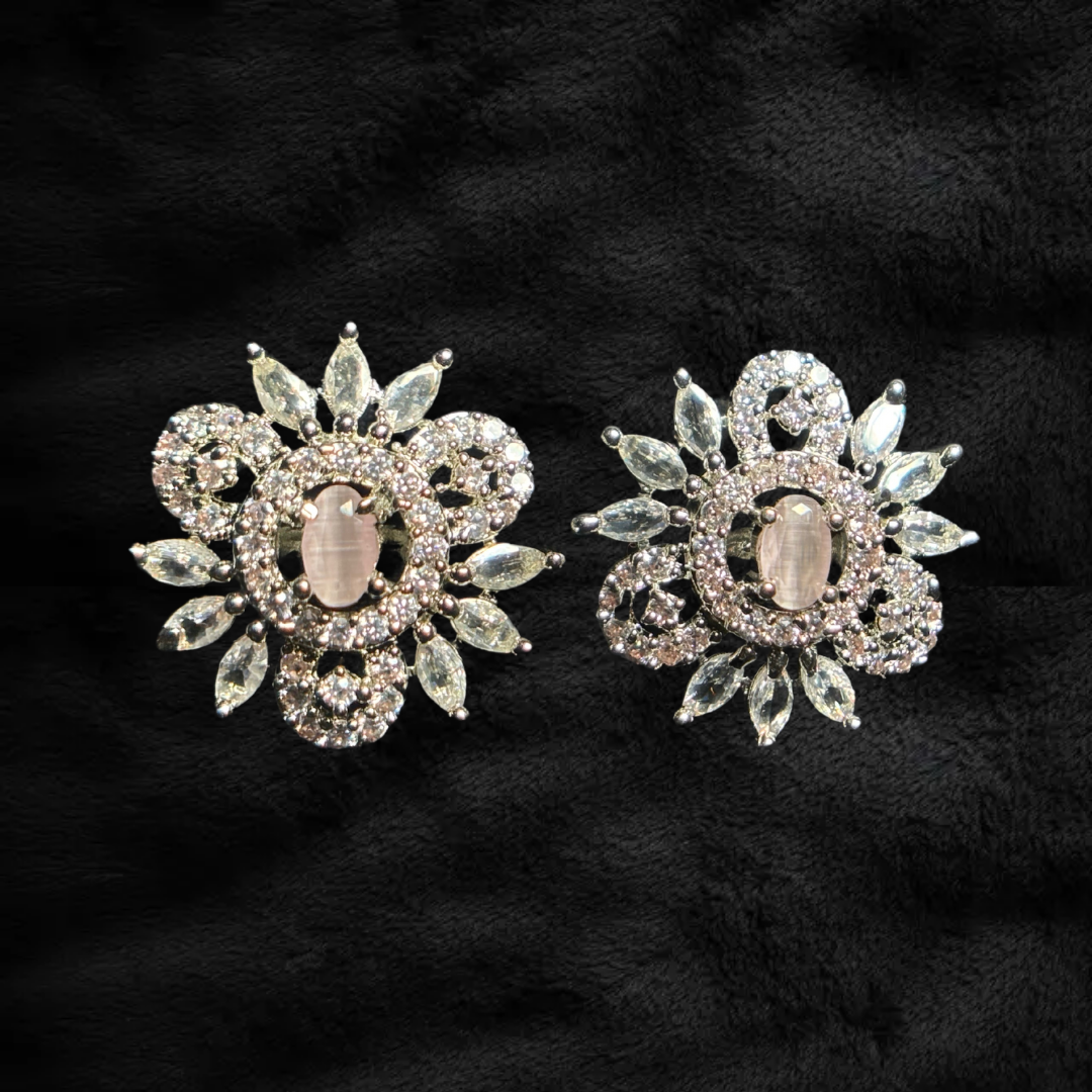 Amra Studs